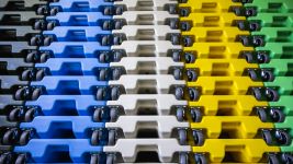 超高分子ポリエチレン製静音スタッキング式平台車【CASANEL4560F】積み上げ画像クリックで拡大表示